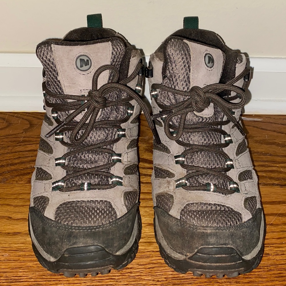 Men’s Merrell Moab 2 Mid Waterproof Boots Size: 7.5